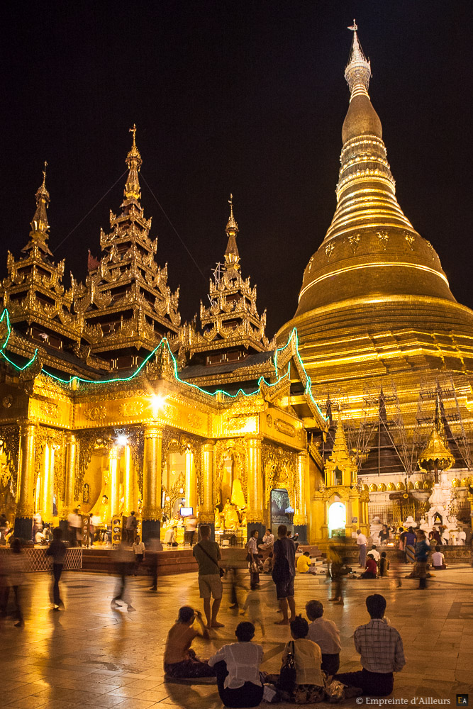 Mille feux de la pagode Shwedagon
